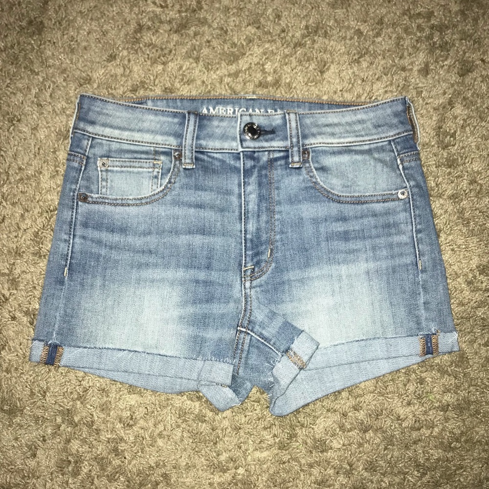 American Eagle✨ High-rise Shortie✨